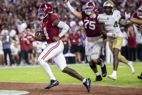 Milroe, No. 4 Alabama pull away in 4th to beat heavy underdog South Florida 42-16