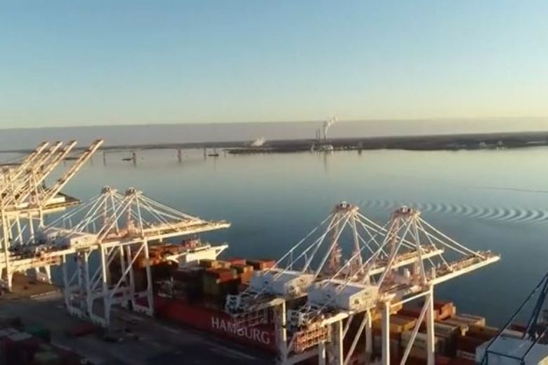 Baltimore dockworkers, still impacted by Key Bridge collapse, describe emotions about looming strike – WTOP News