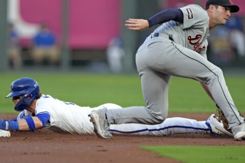 Royals’ Bobby Witt Jr. becomes first shortstop with multiple seasons of 30 homers and 30 steals