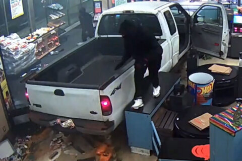 WATCH: Suspects ram truck into Prince George’s Co. grocery store, steal ATM