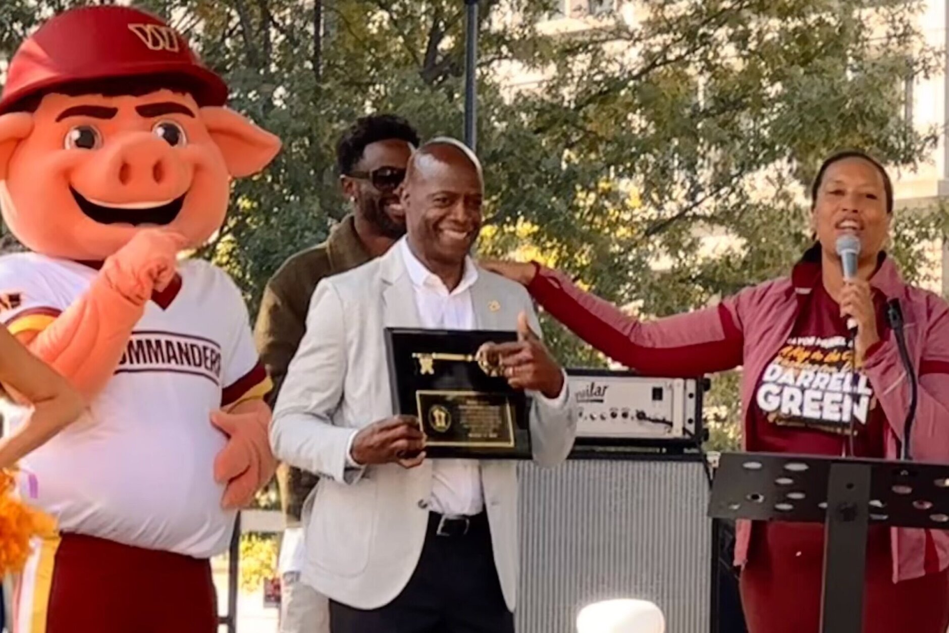 Darrell Green and DC Mayor Muriel Bowser