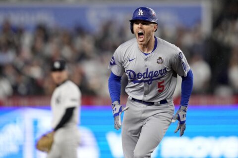 Freddie Freeman homers again for Dodgers early in Game 4 to set a pair of World Series records