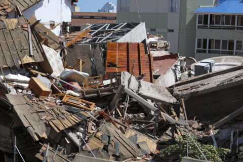 A hotel collapses in Argentina and leaves 1 dead and several trapped