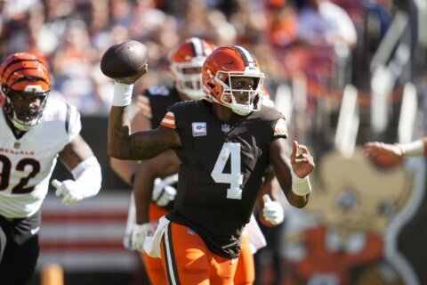 Browns QB Watson suffers likely season-ending Achilles injury. Teammates upset some fans cheered