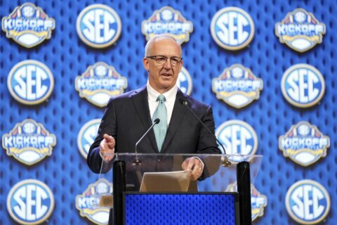 SEC, Big Ten leaders mulling future of fast-changing college sports