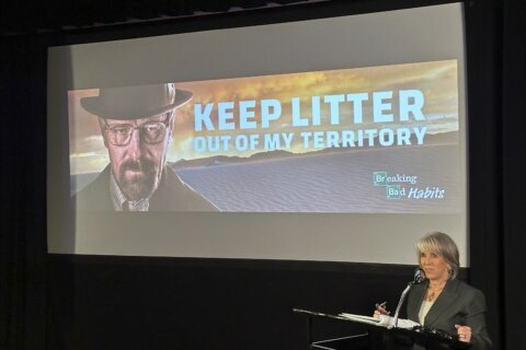 ‘Breaking Bad’ star appears in ad campaign against littering in New Mexico