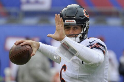 Former NFL quarterback Jay Cutler charged with DUI, possession of handgun after traffic accident