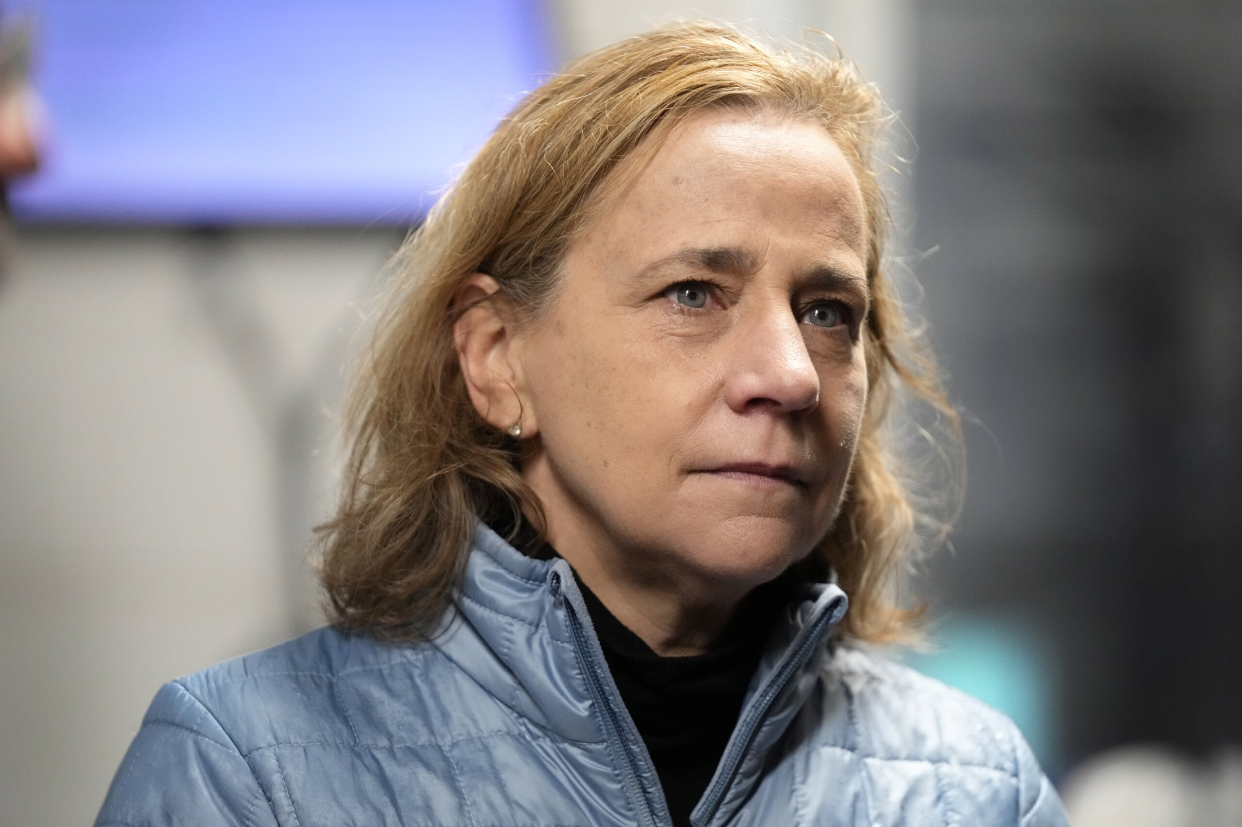 With 2 women running, the New Hampshire governor’s race is both close