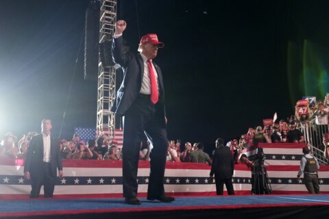 Man with loaded gun arrested at checkpoint near Donald Trump’s weekend rally in Southern California