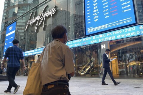 Stock market today: Asian shares turn lower after strong earnings boost stocks on Wall St