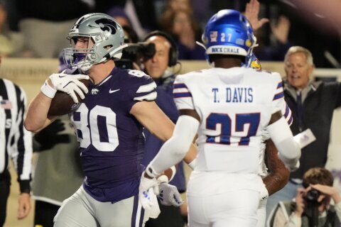 Tennant kicks go-ahead 51-yarder, No. 16 K-State stops Kansas on 4th down to preserve 29-27 win