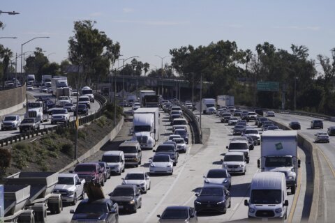 Road rage shooting in LA leaves 1 dead, shuts down Interstate 5 for hours