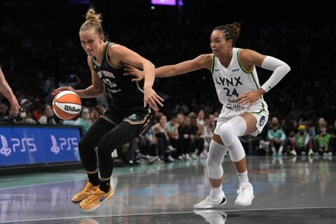 Breanna Stewart helps New York even WNBA Finals series as Liberty beat Lynx 80-66 in Game 2