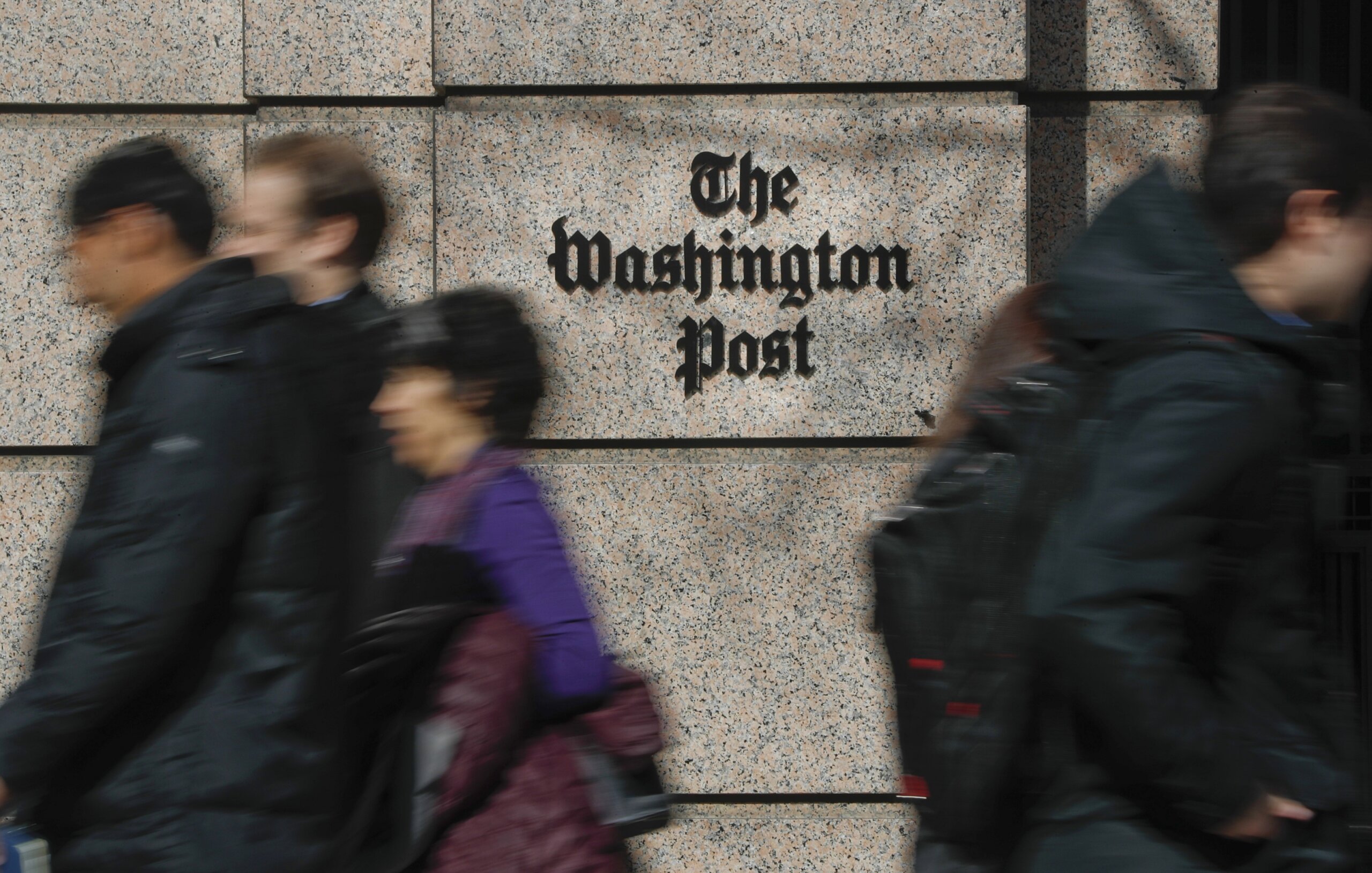 Newspaper nonendorsements at Washington Post, LA Times fit a trend