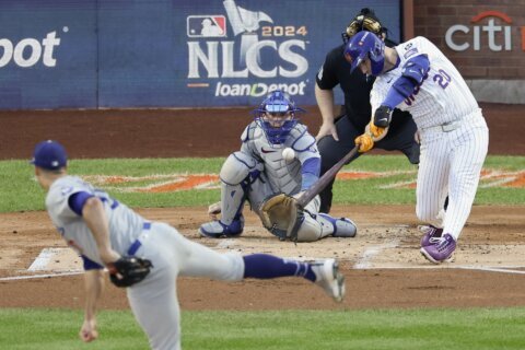 Alonso and Mets extend season again, beating Dodgers 12-6 to send NLCS back to LA for Game 6