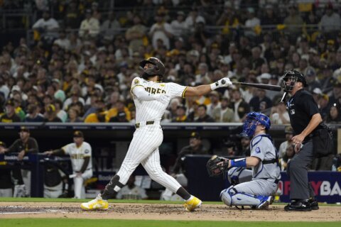 Tatis homers again as the Padres beat the Dodgers 6-5 for a 2-1 NLDS lead