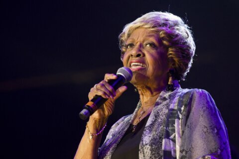 Cissy Houston, a Grammy-winning gospel singer and Whitney Houston’s mother, dies at 91