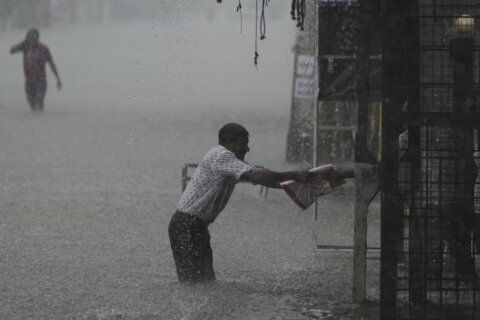 Sri Lanka closes schools as floods hammer the capital