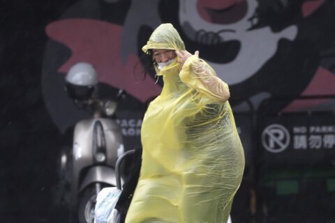 Typhoon Krathon makes landfall on Taiwan, packing fierce winds and torrential rain