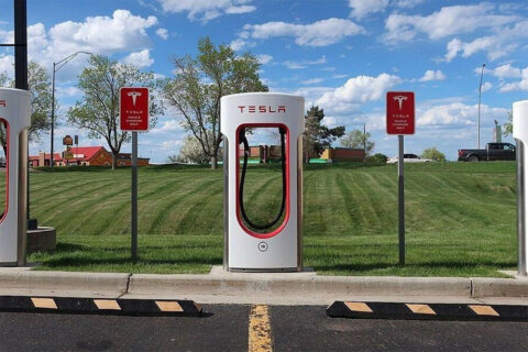 Prince William board hoping to bring 26 new EV charging stations to the county