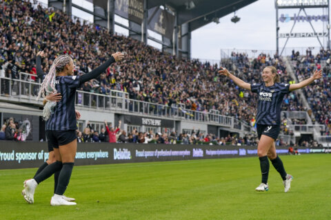 Aubrey Kingsbury stops 3 penalties to help Washington Spirit advance to the NWSL championship