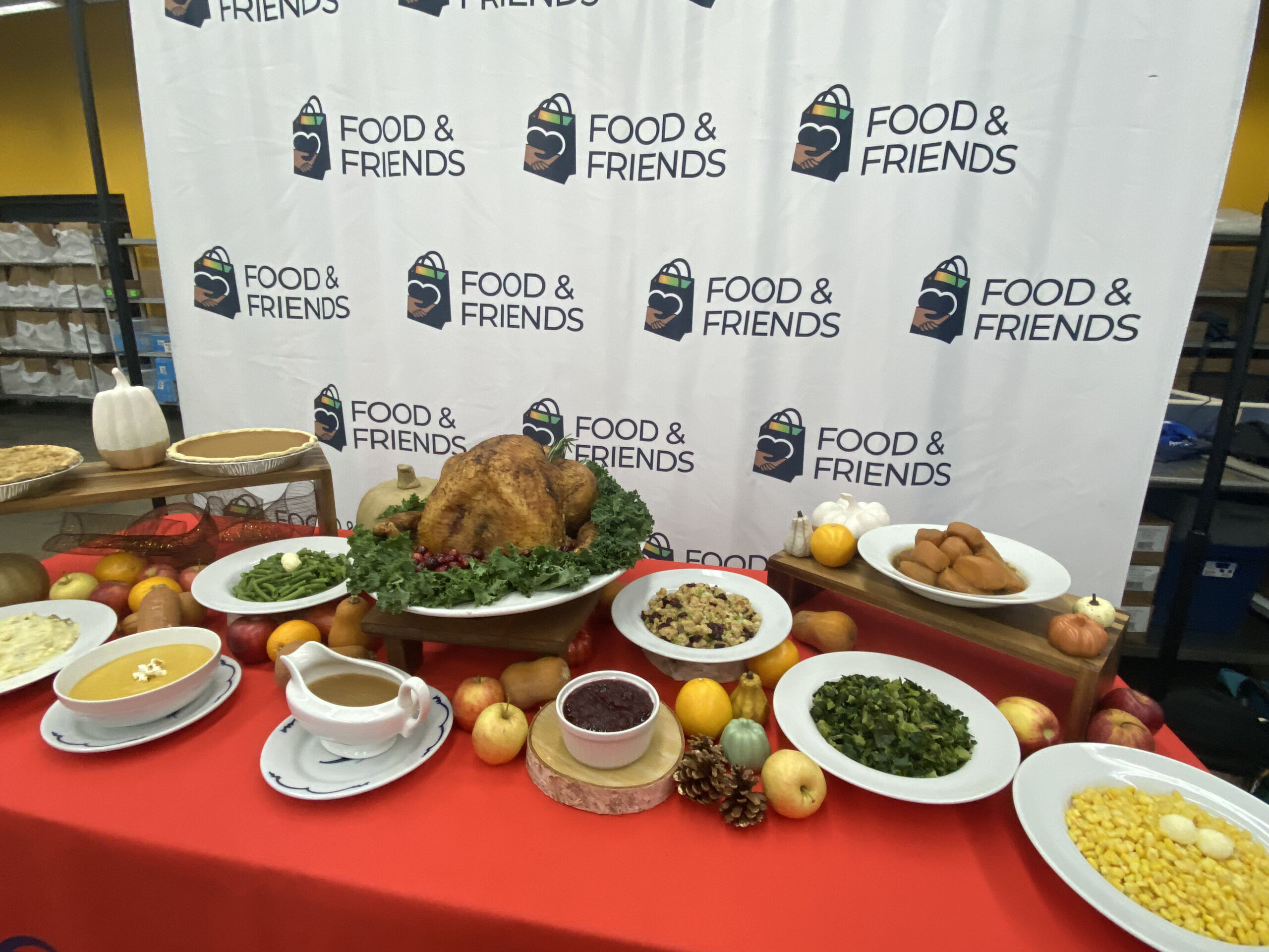 Volunteers at Food & Friends help pack and deliver 900 Thanksgiving dinners - WTOP News