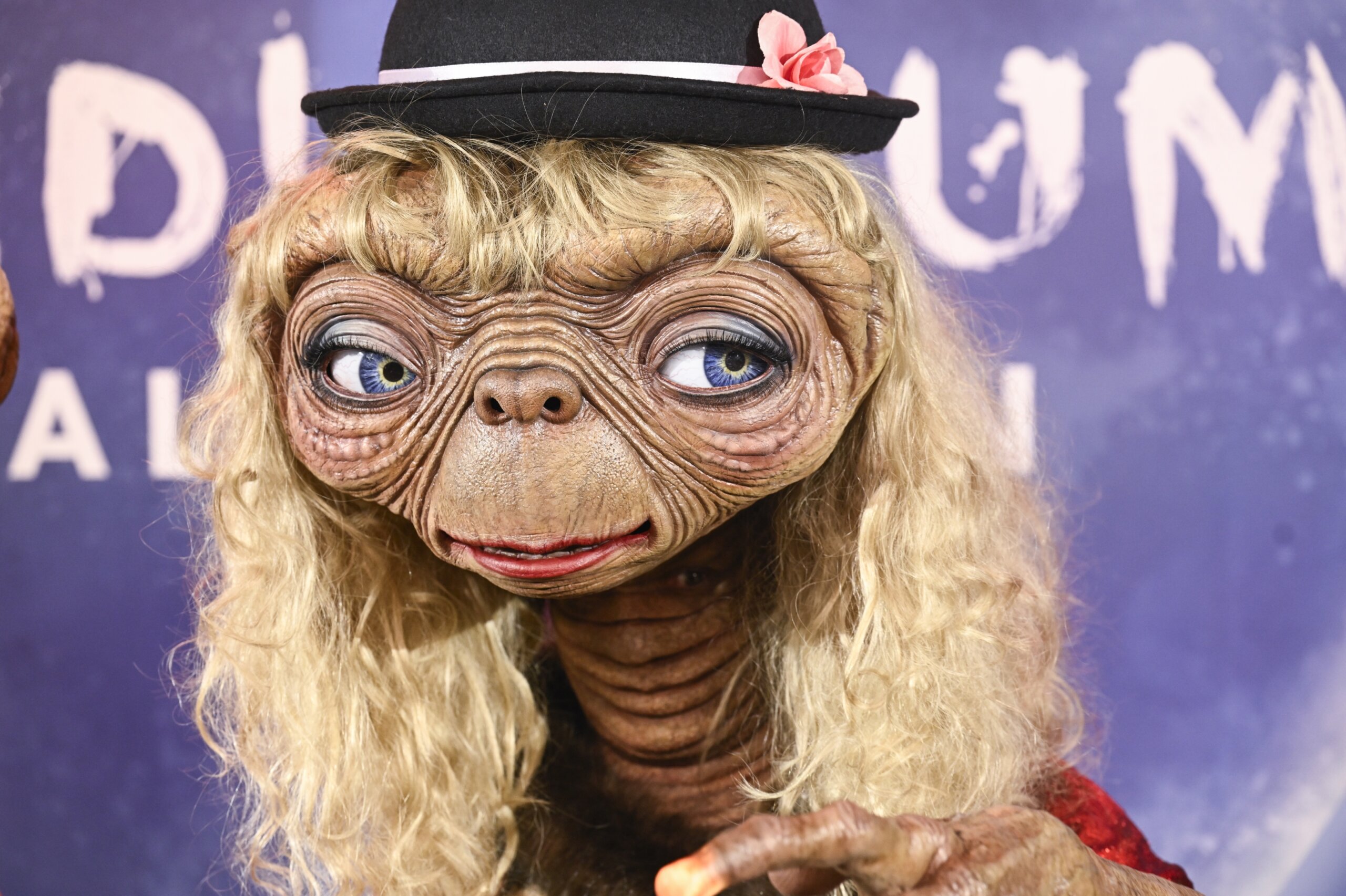 Heidi Klum and Janelle Monáe wear elaborate E.T. costumes for their Halloween parties - News