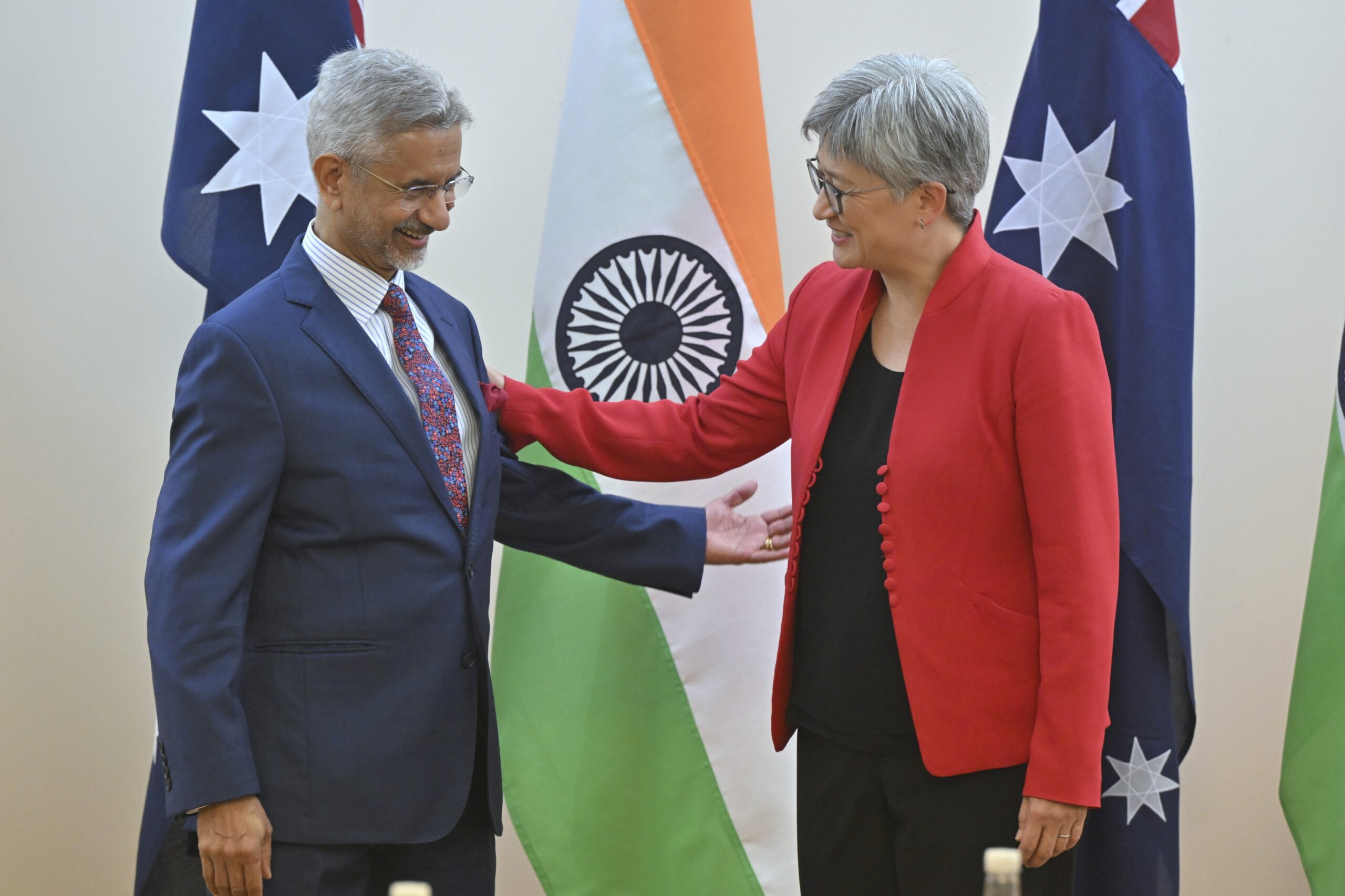 Australian foreign minister raises allegations with Indian counterpart