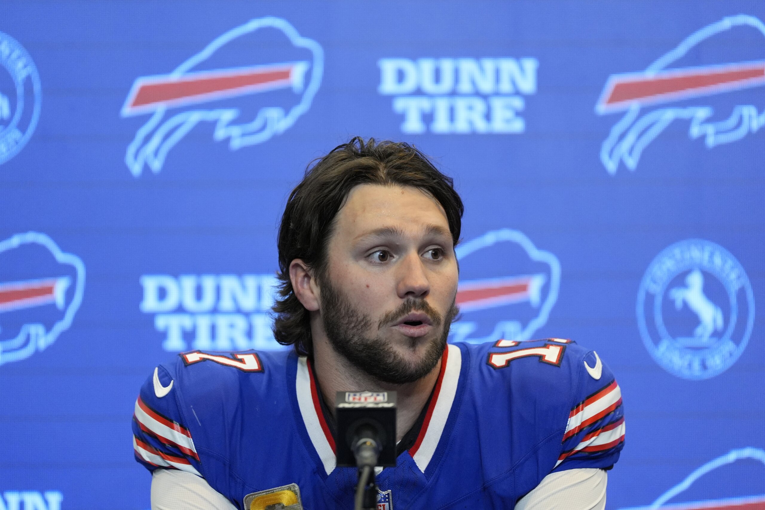 Buffalo Bills quarterback Josh Allen gets engaged to Hailee Steinfeld - News