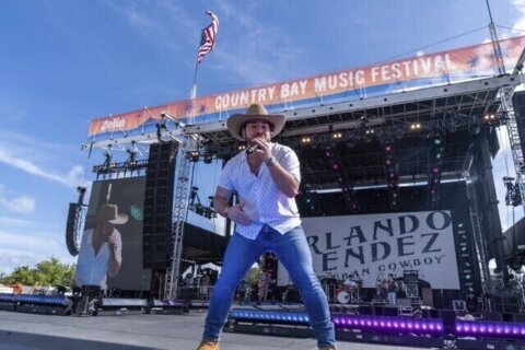 Miami native ‘Cuban Cowboy’ Orlando Mendez returns home for Country Bay Musical Festival