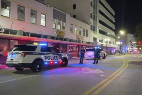 Shootings kill 2 and wound 6 during Halloween celebrations in Orlando