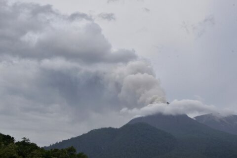 Volcanic eruption burns houses in Indonesia, killing at least 10 people