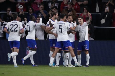 Pulisic scores twice, US beats Jamaica 4-2 for 5-2 aggregate win in CONCACAF Nations League QF