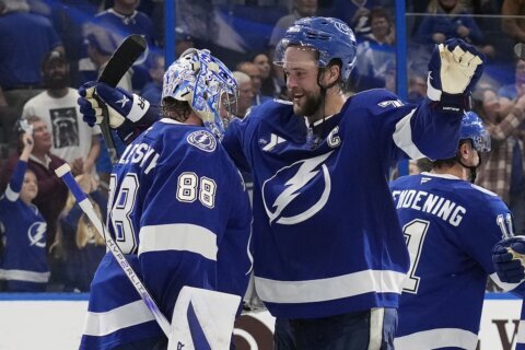 Vasilevskiy stars as the Lightning stop the Jets’ 7-game win streak with a 4-1 victory