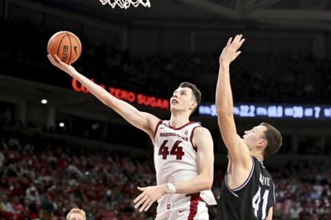 John Calipari wins Arkansas debut as 16th-ranked Razorbacks beat Lipscomb 76-60