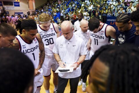 McNeely and Stewart help No. 2 UConn snap 3-game losing streak with 99-45 win