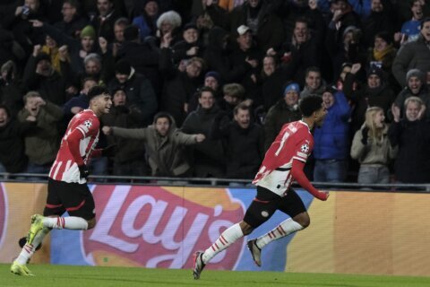 Late goals by US stars are a Champions League thanksgiving for PSV Eindhoven