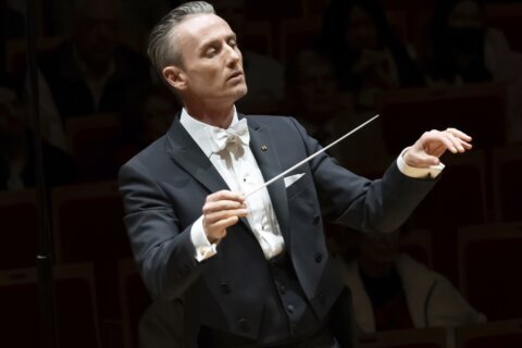 Alexander Shelley to become Pacific Symphony Orchestra music director for 2026-27 season