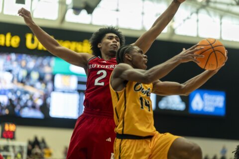 Kennesaw State beats No. 24 Rutgers 79-77 in program’s 1st home game against ranked team