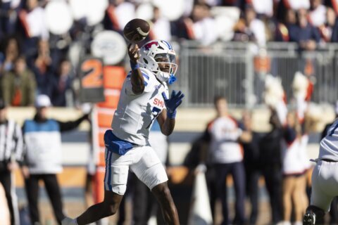 Jennings has 3 TDs as No. 13 SMU routs Virginia 33-7 to clinch a spot in the ACC title game