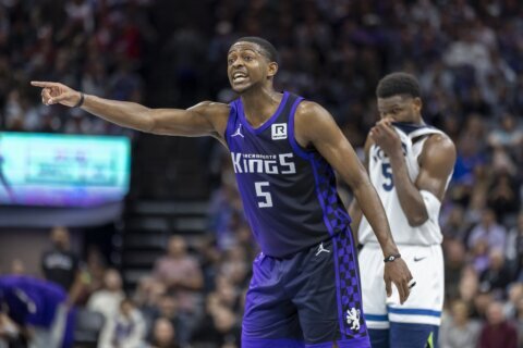 De’Aaron Fox won’t ‘let go’ of franchise-record 60-point game despite Kings’ loss to Timberwolves