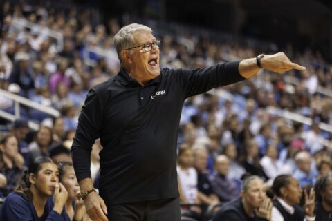 UConn’s Geno Auriemma ties NCAA Division I record with 1,216th win as No. 2 Huskies top No. 14 UNC