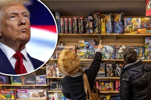 Trump impondrá más aranceles a 8 países europeos si no hay pacto para comprar Groenlandia