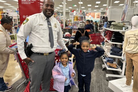 Prince George’s Co. police help local students cross items off their Christmas wish lists