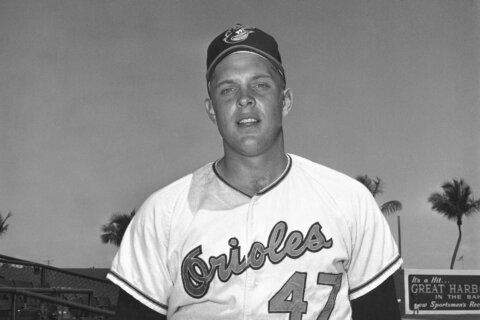 Merv Rettenmund, outfielder who won World Series titles with the Orioles and Reds, dies at 81