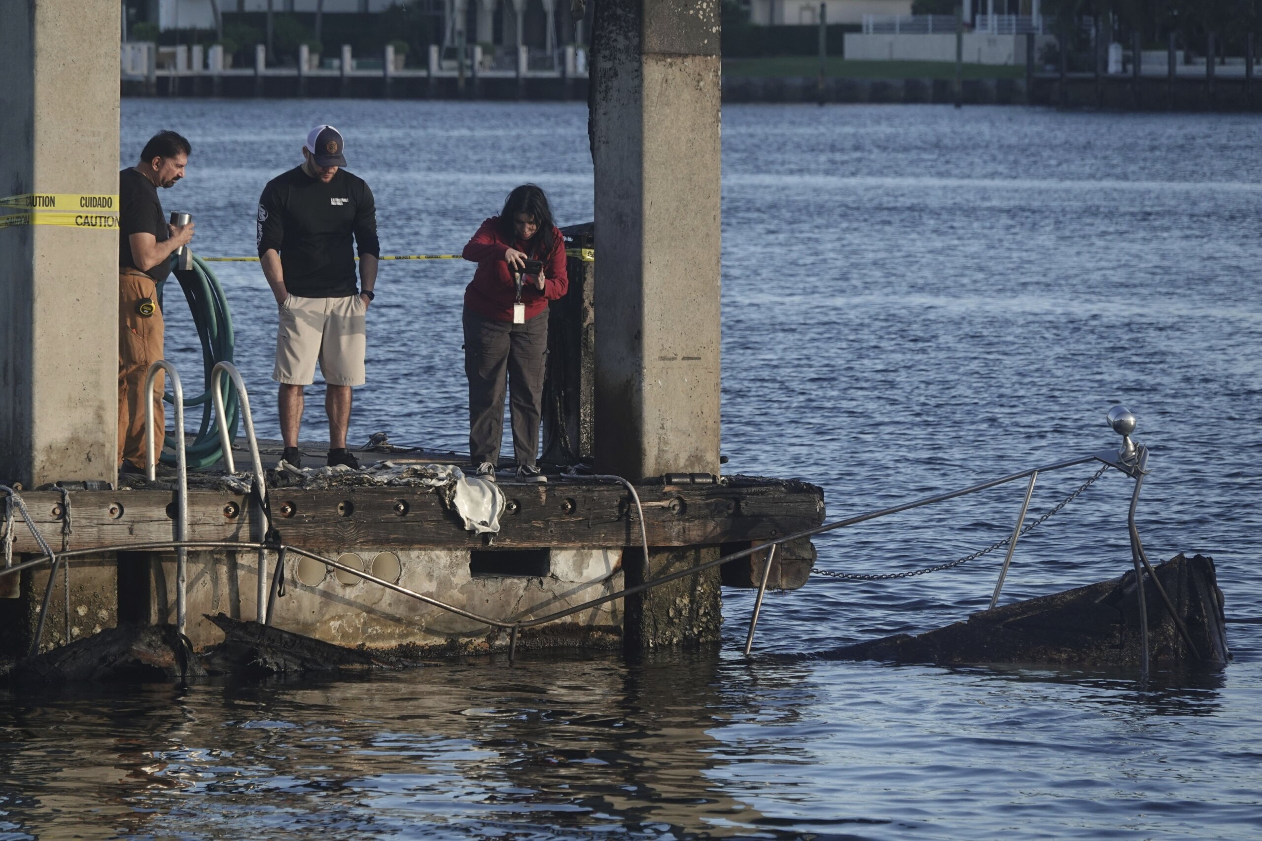 A boat explosion at a South Florida marina kills 1 and injures 5 others ...