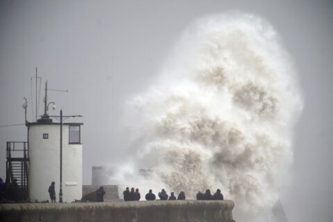 Storm Darragh batters UK and Ireland, leaving 1 dead and hundreds of thousands without power