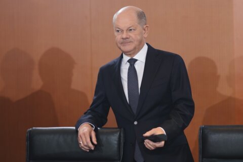 Scholz sets Germany on course for an early election as he requests a confidence vote next week