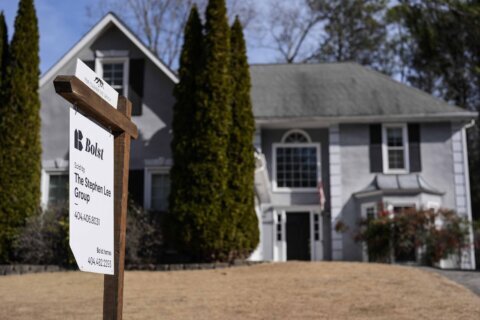 US home sales hit fastest pace since March with more properties up for sale