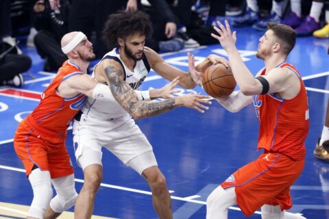 Thunder sign defensive guard Alex Caruso to multi-year extension